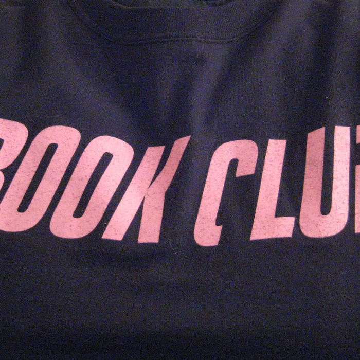 Ausschnitt "Book Club shirt"