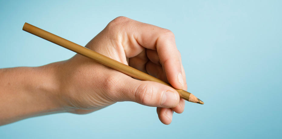hand gespiegelt