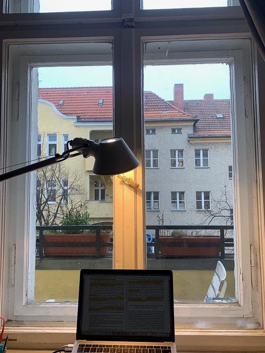 "Reading kills the Berlin grey – warm greetings from one home office in Neukölln", February 2022 | Image Credit: Hannah Schünemann